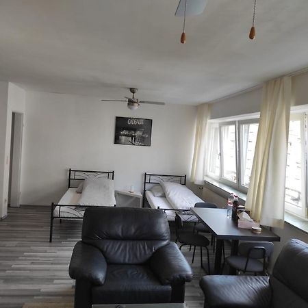 Ferienwohnung Im Zentrum Von Oberhausen Inklusive Wlan Bagian luar foto