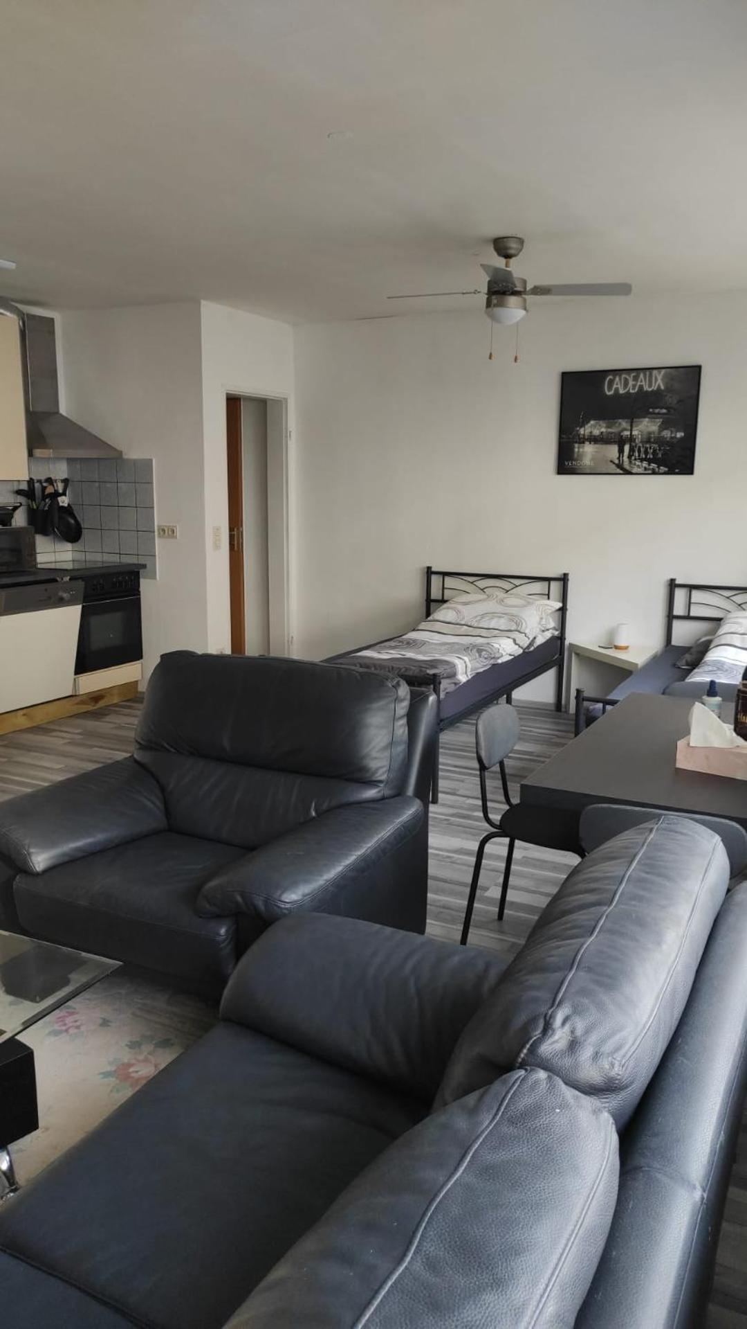 Ferienwohnung Im Zentrum Von Oberhausen Inklusive Wlan Bagian luar foto