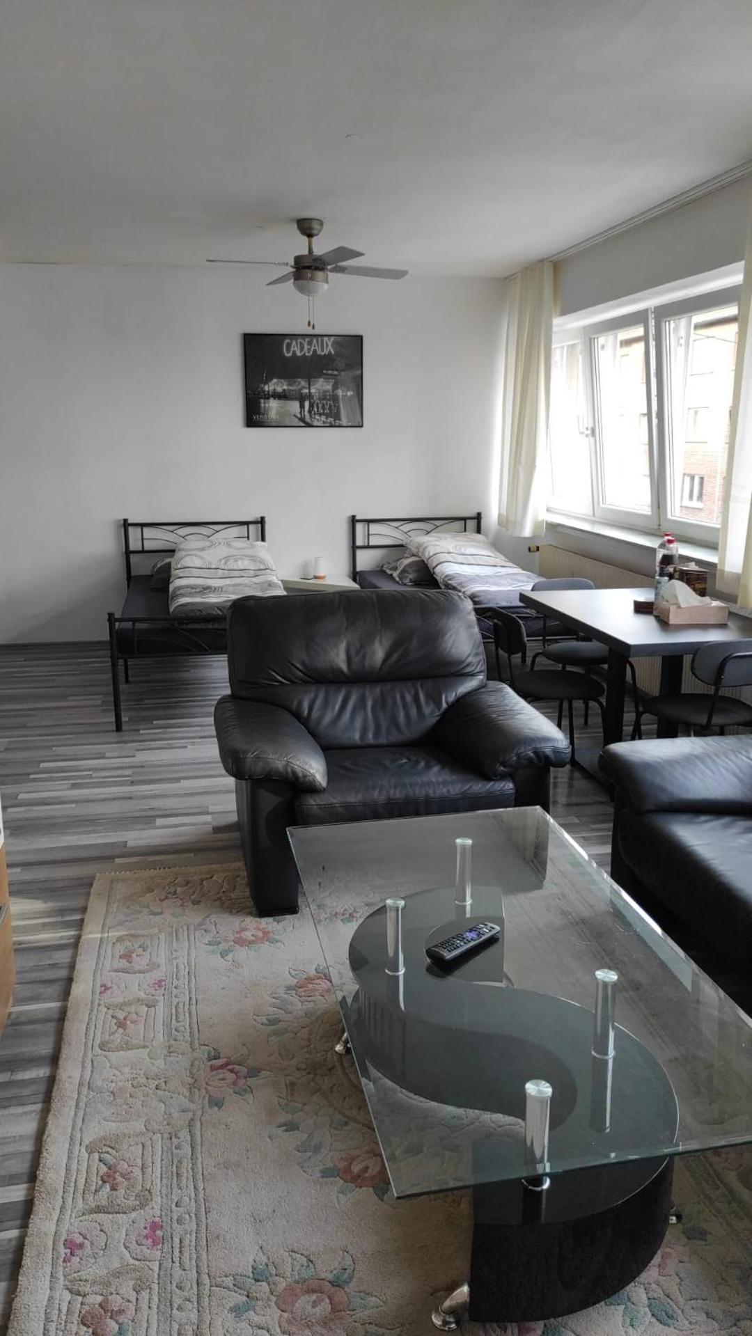 Ferienwohnung Im Zentrum Von Oberhausen Inklusive Wlan Bagian luar foto