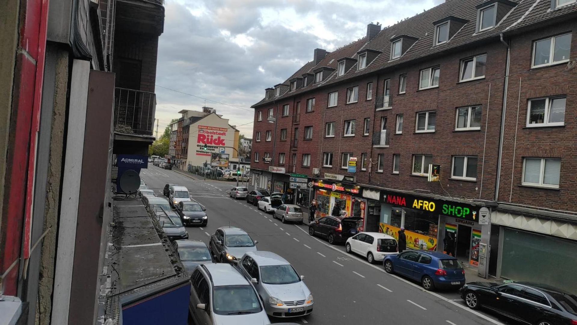 Ferienwohnung Im Zentrum Von Oberhausen Inklusive Wlan Bagian luar foto